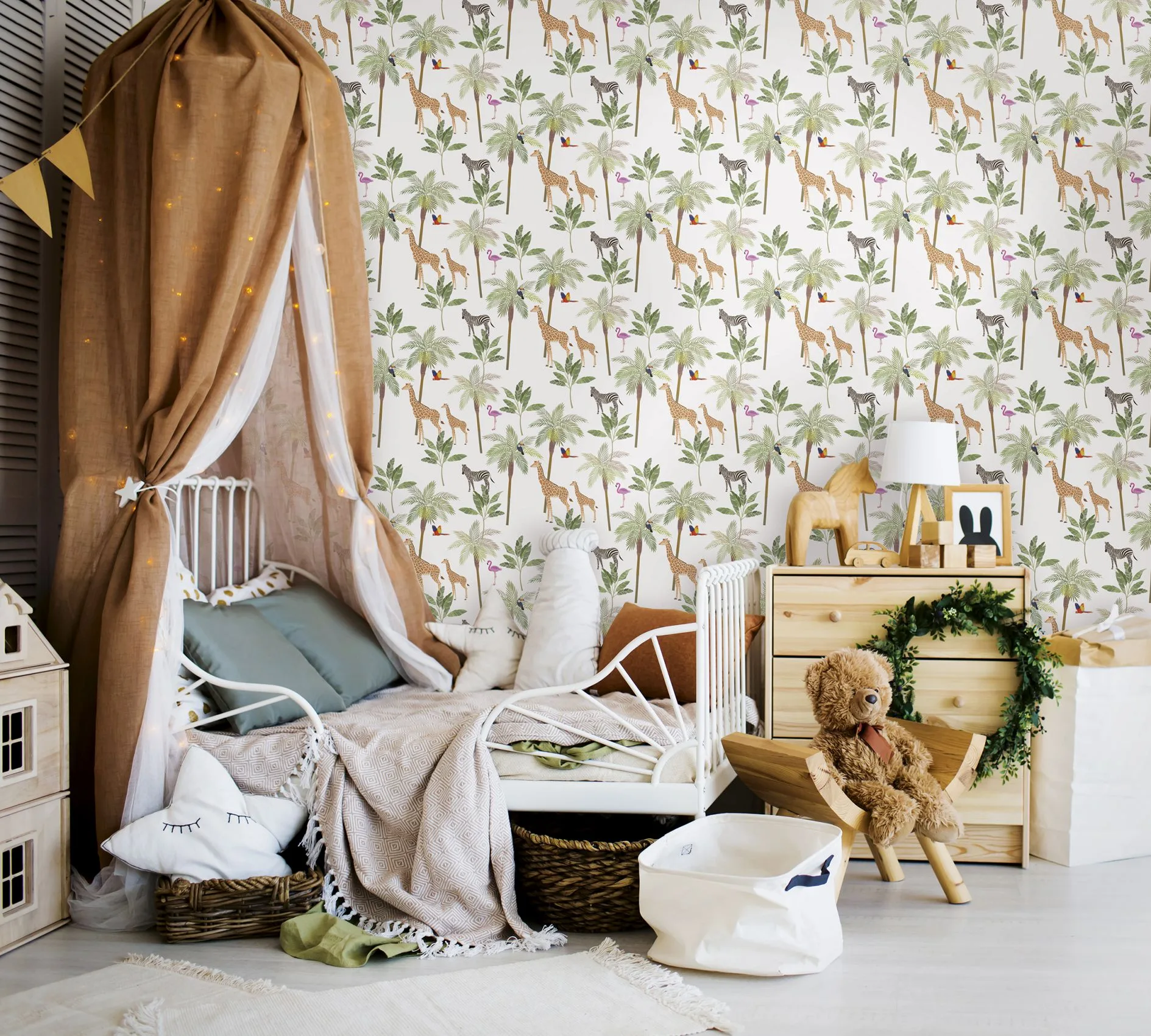 45880 - KIDS' WALLS