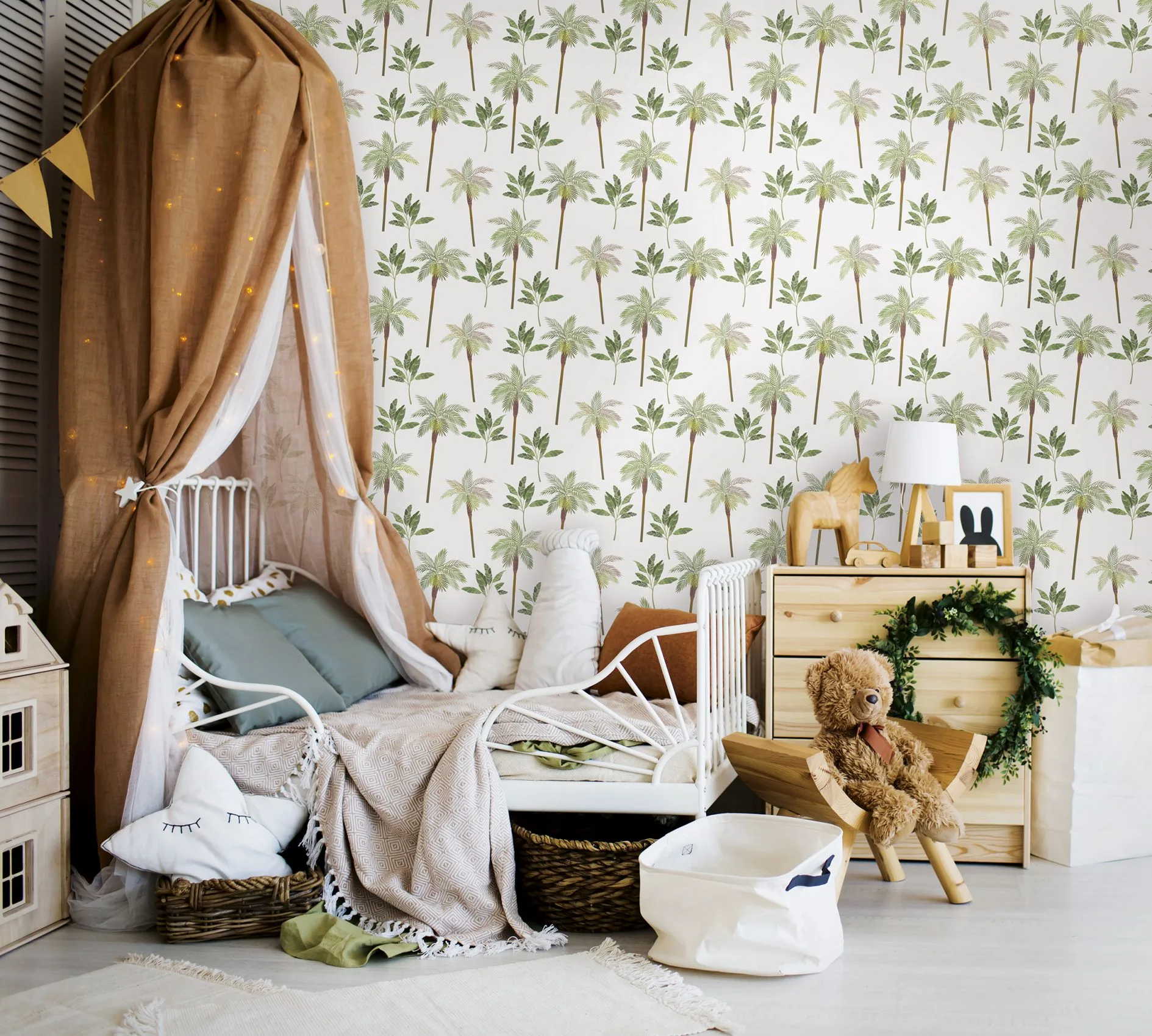 45882 - KIDS' WALLS